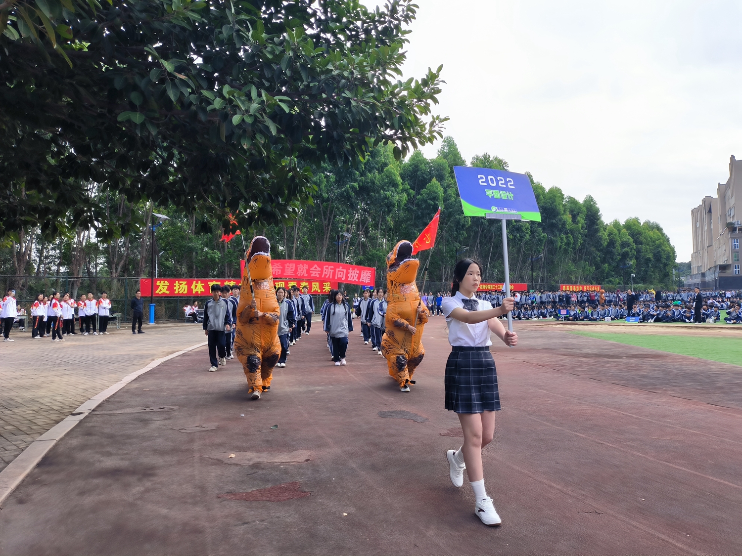 d80c1b830ce746974d78beda7a4e1b7.jpg