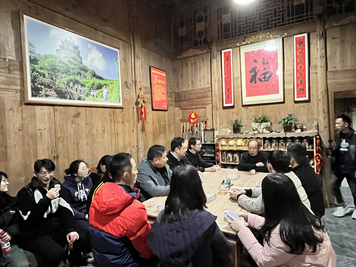 ce02afcaa927feae37d6585fbcb017b.jpg
