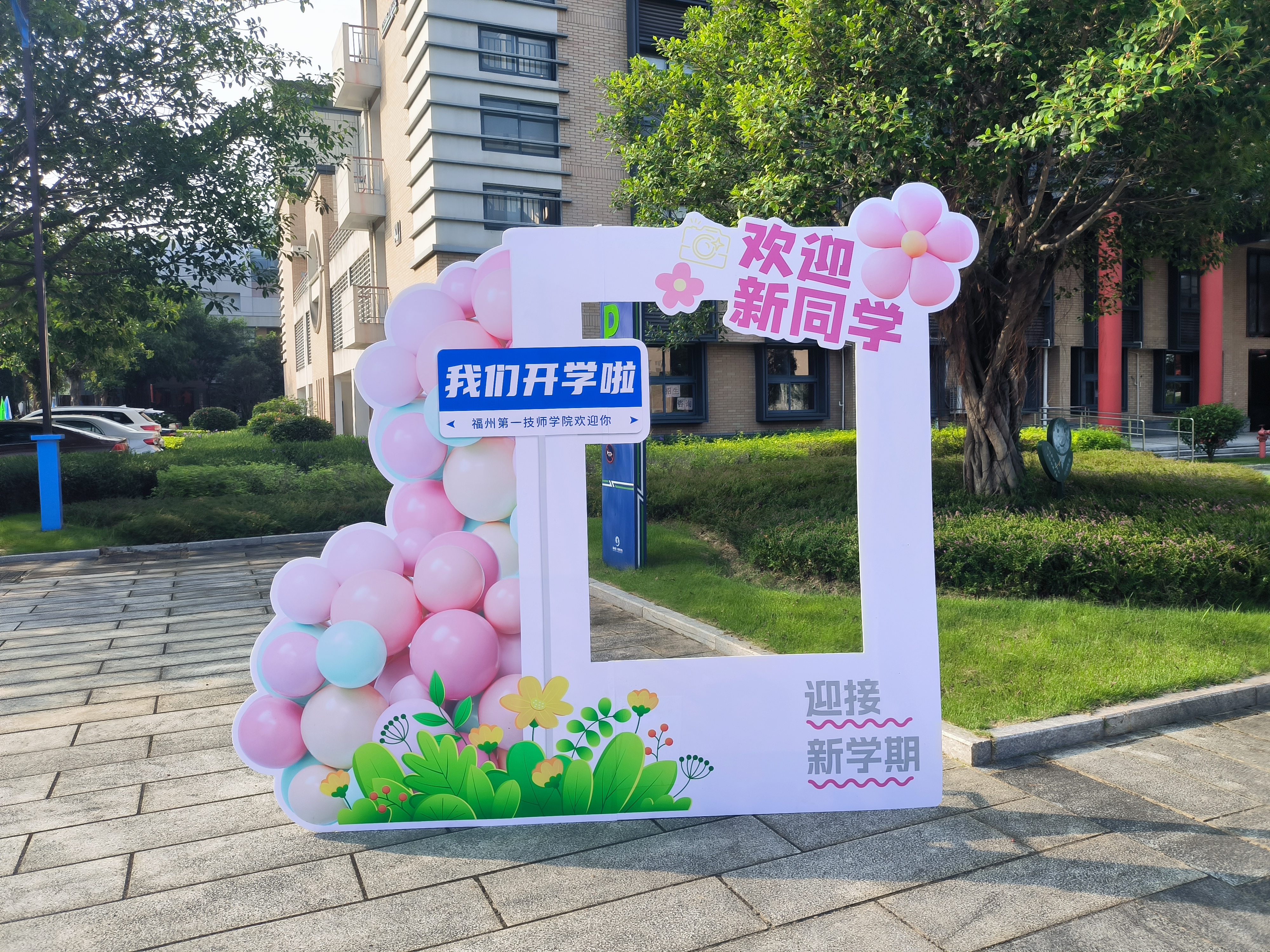 bde1a06c55756243c885d173ced5cc5.jpg