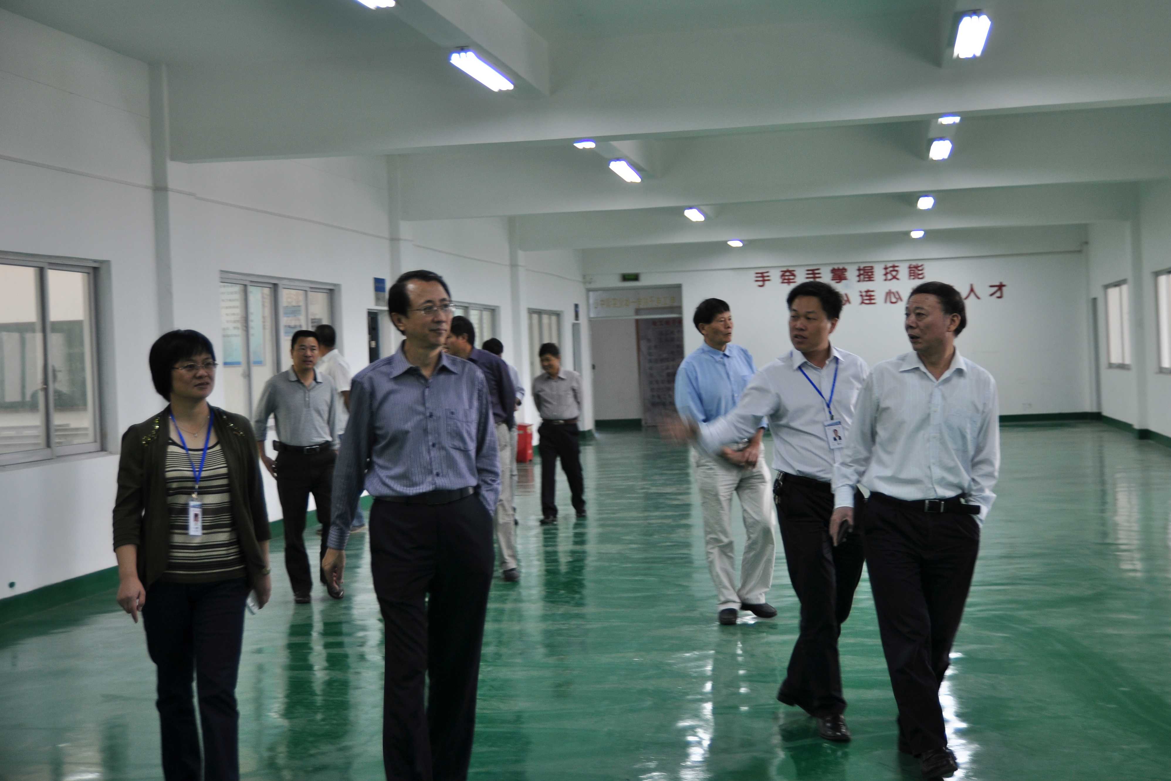 祝贺我校通过技师学院专家组评审(图3)