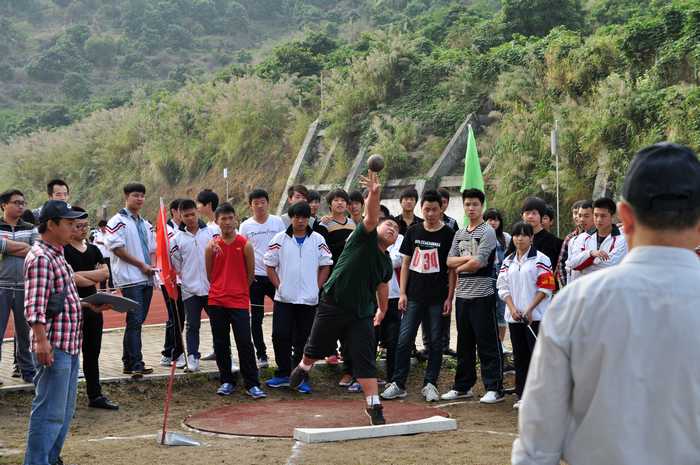 我校举行第二十四届田径运动会(图4)