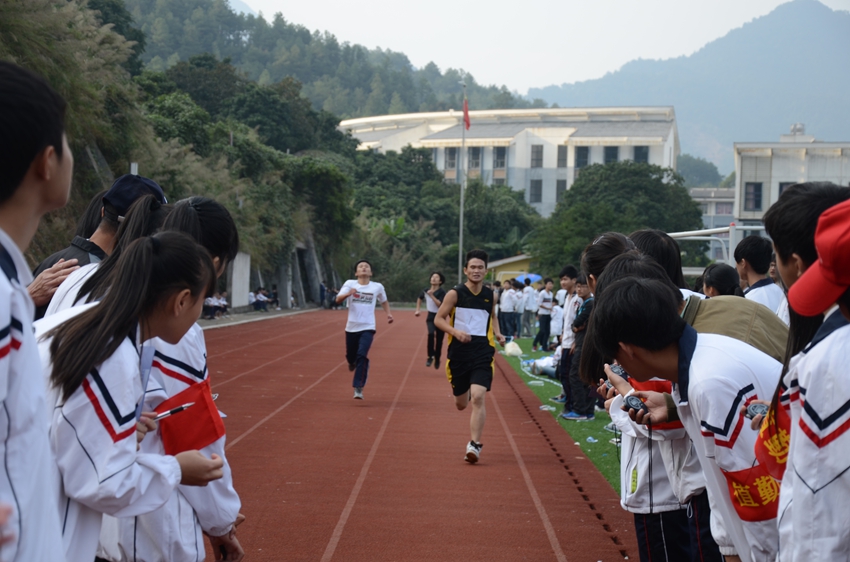 学院召开第二十五届运动会(图27)
