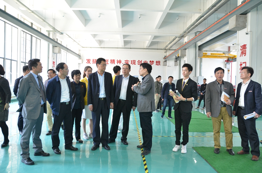 我院成功联办世界技能大赛先进事迹巡回报告会(图9)