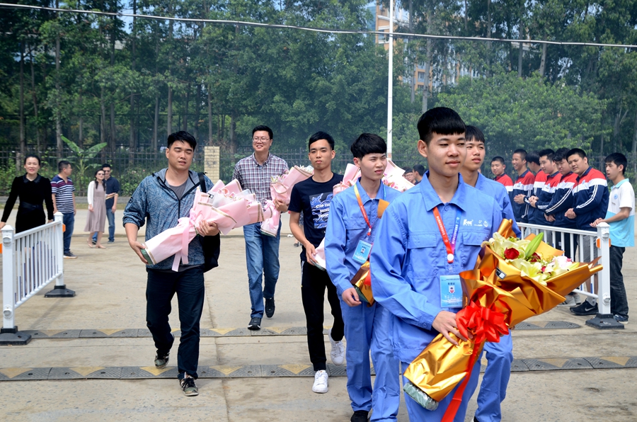 喜迎我院国赛健儿载誉归来(图3)