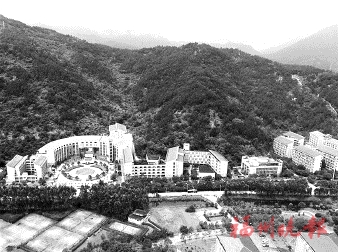 斩获福州市现代制造类项目首枚国赛金牌，打破全省纪录(图2)