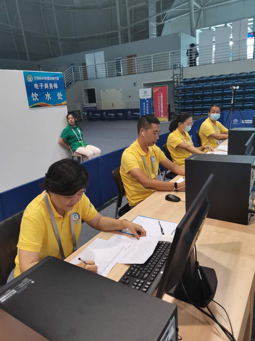 王袁同学获得全国扶贫职业技能大赛电工项目优胜奖(图6)