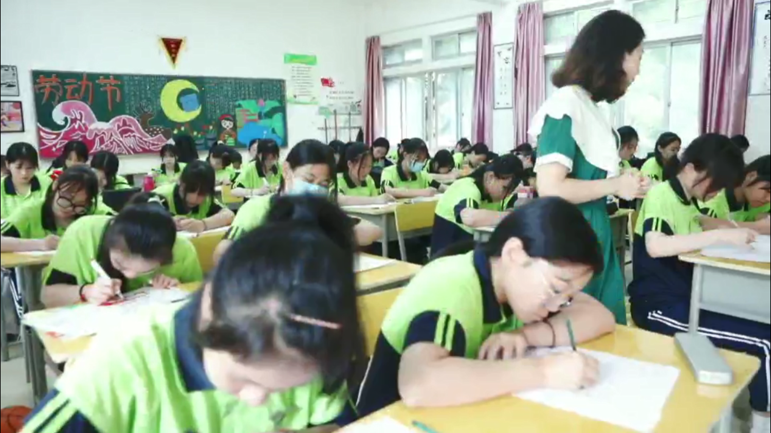 学院深入开展2021年职业教育活动周  暨技能节活动(图15)