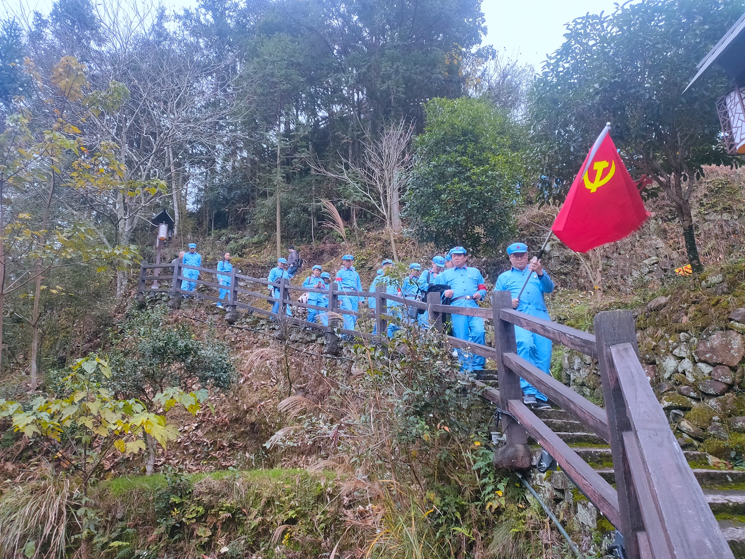 澳门永利集团开展2021年党员暨思政课教师培训(图9)