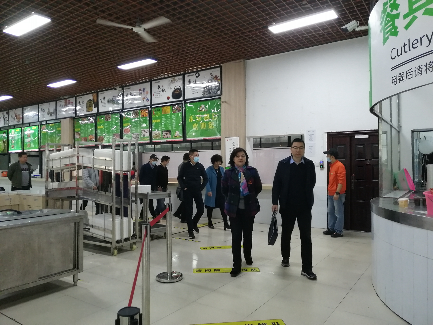 省技工教育中心党员来院开展主题党日活动(图2)