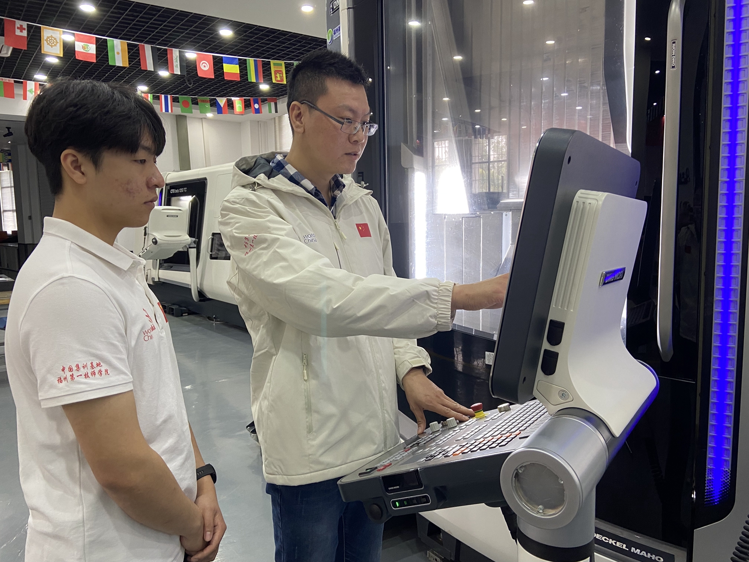 【大师风采】技能大师工作室领办人—吴恩权(图1)