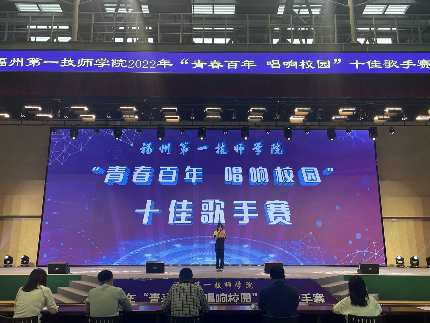2-220511222JB56.jpg