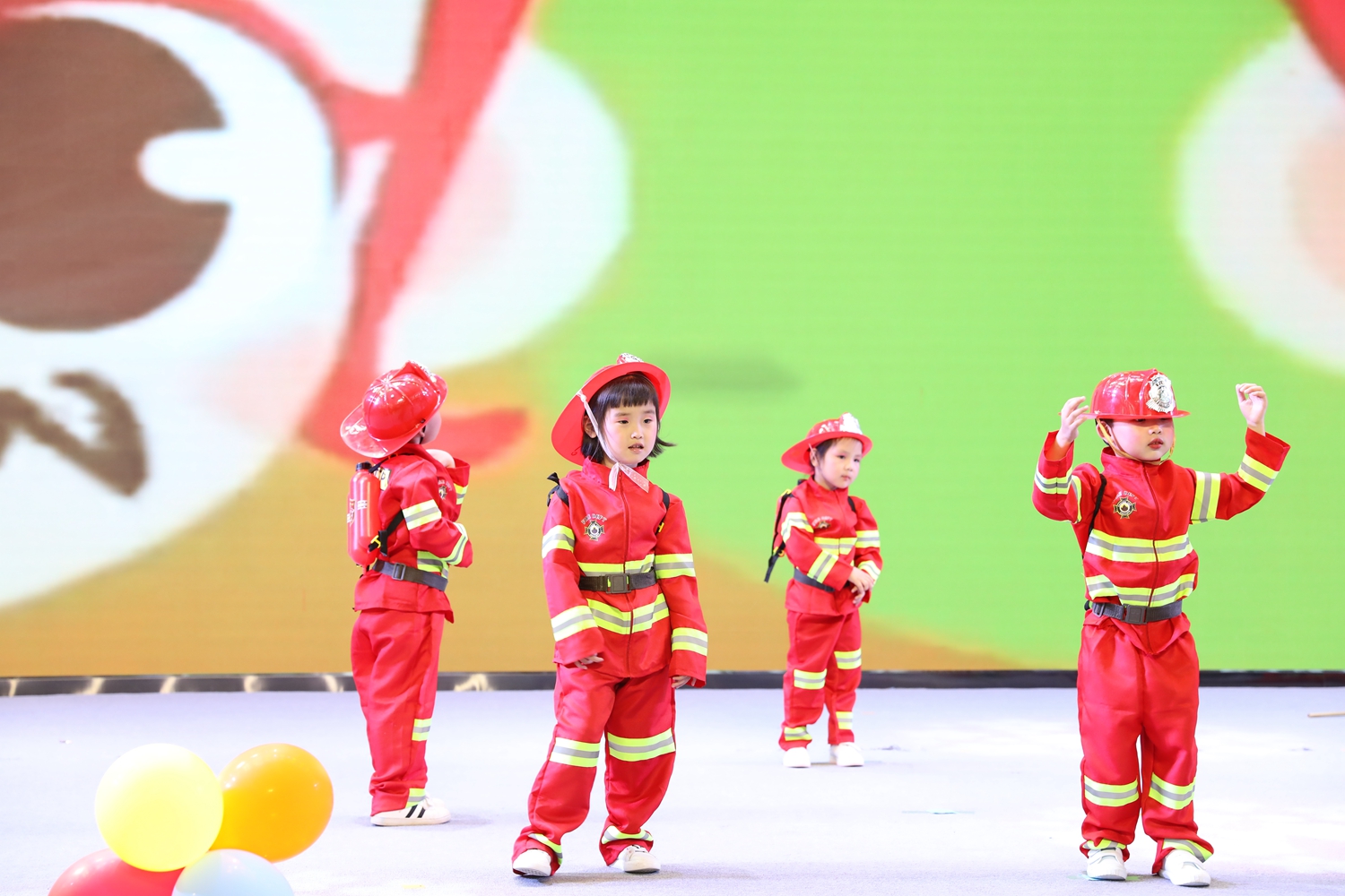 澳门永利集团庆祝2022年“六一”国际儿童节(图10)