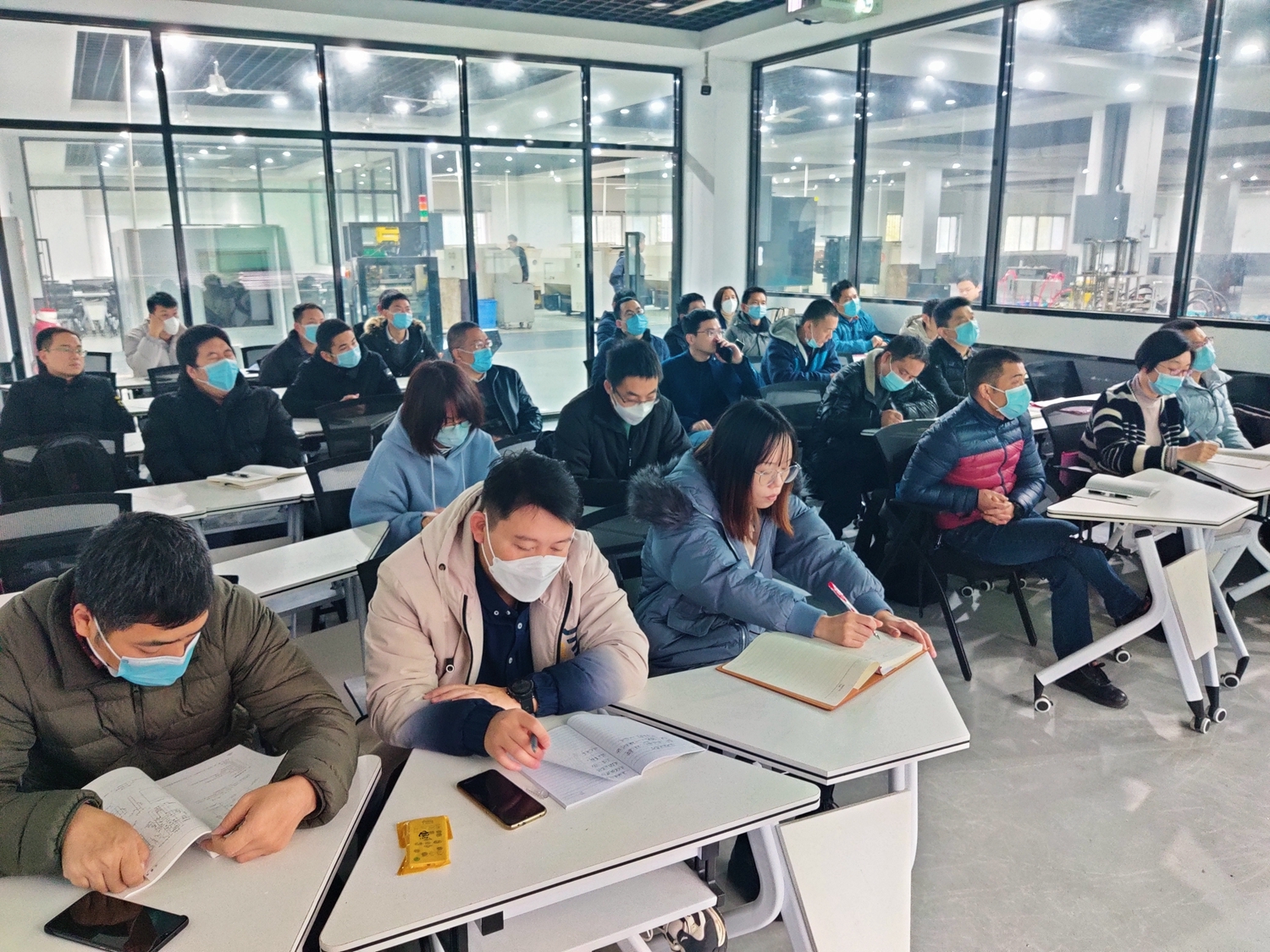 澳门永利集团兔年首个高技能人才培训班开班(图1)