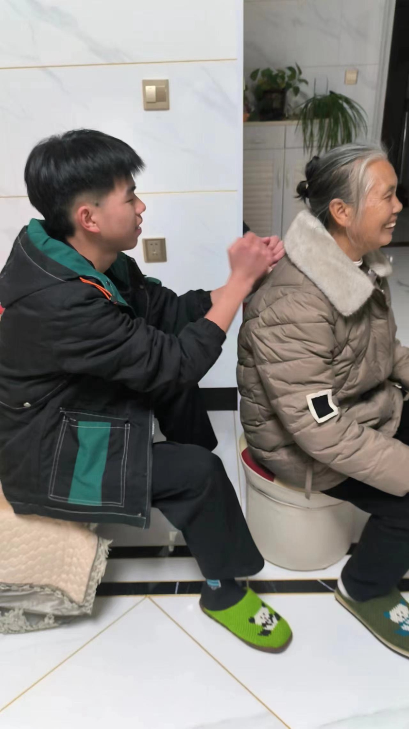 澳门永利集团开展“我们的节日——拗九节”系列活动(图6)